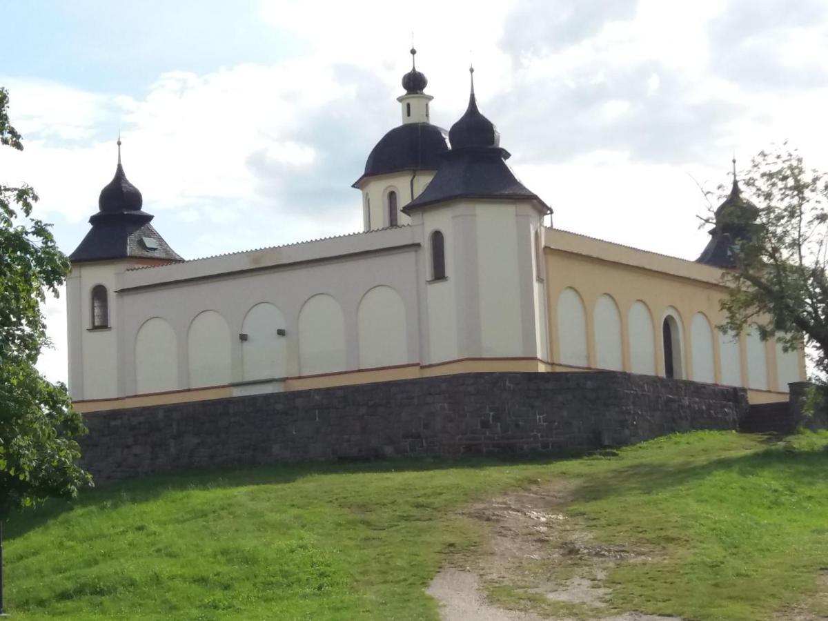 Apartmany Na Valse Susice Bagian luar foto
